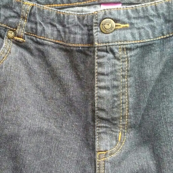 🤸charcoal STRETCH short capris - Picture 3 of 6